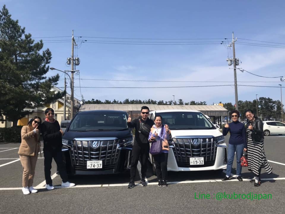 รถเช่าพร้อมคนขับในญี่ปุ่น Toyota Alphard บริการโดยทีมไทย